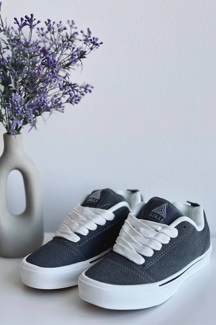 Кеди жіночі